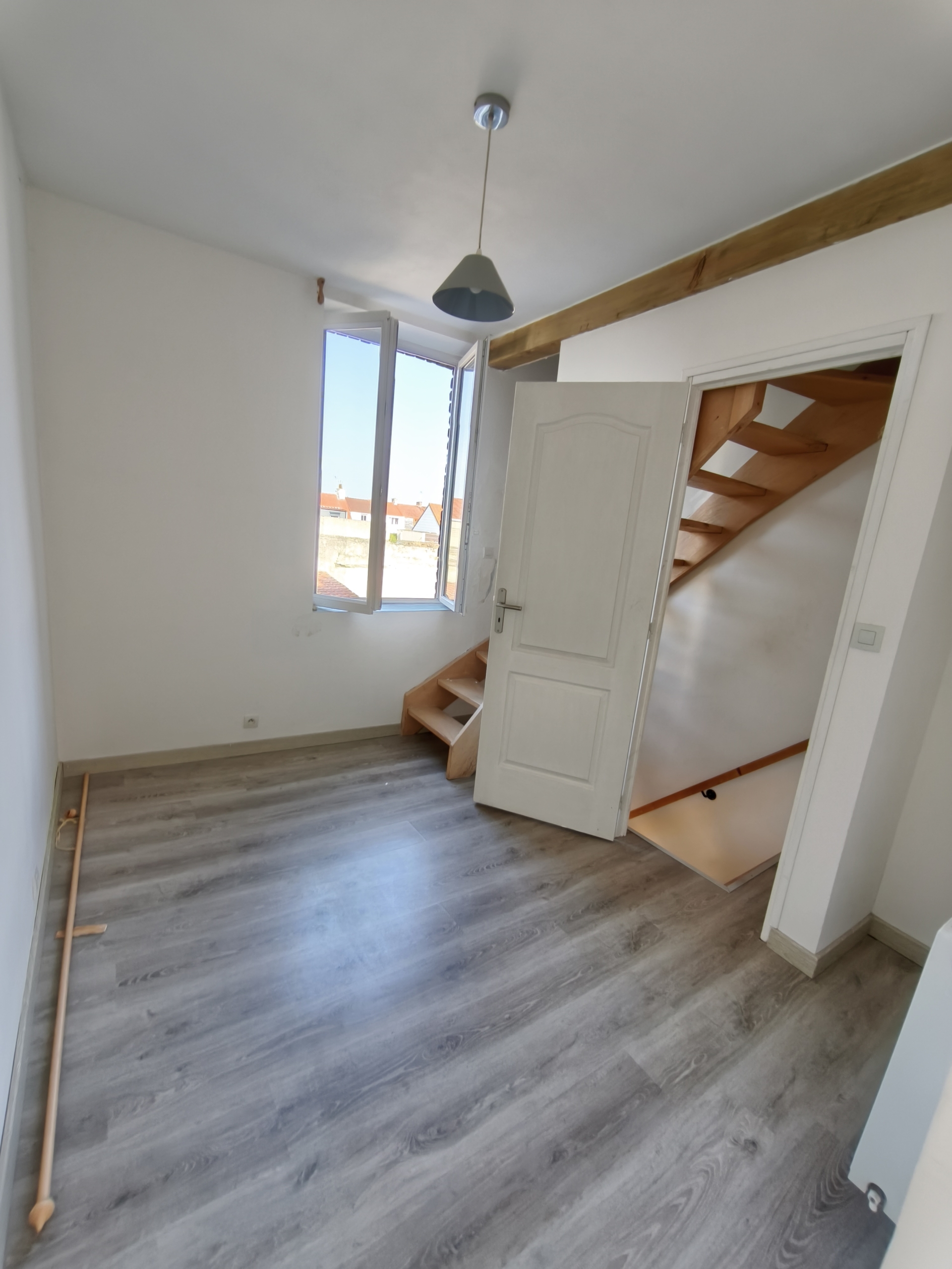 866 CALAIS-Maison 2 chambres-50m²