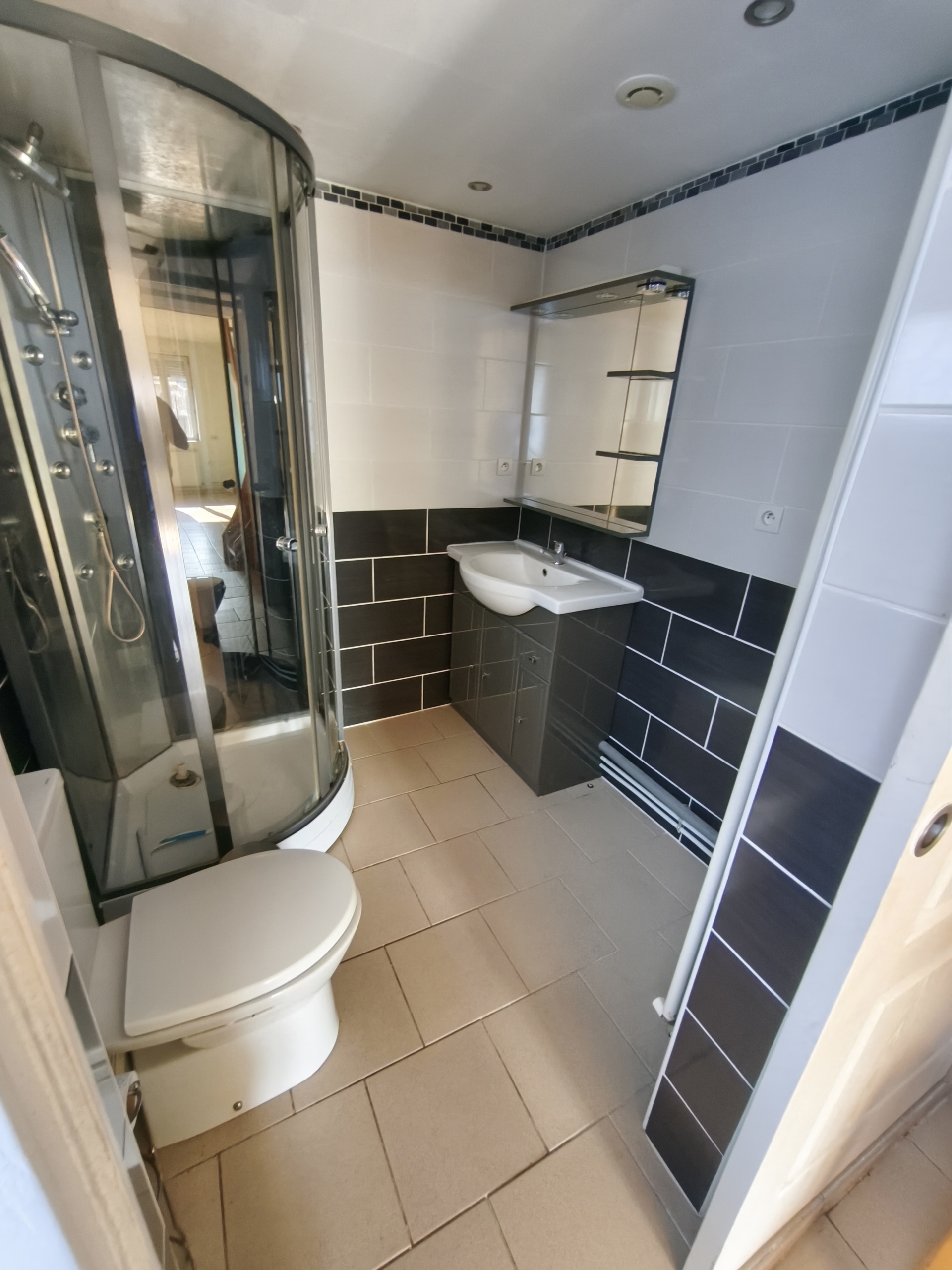 873 CALAIS-Maison 2 chambres-50m²
